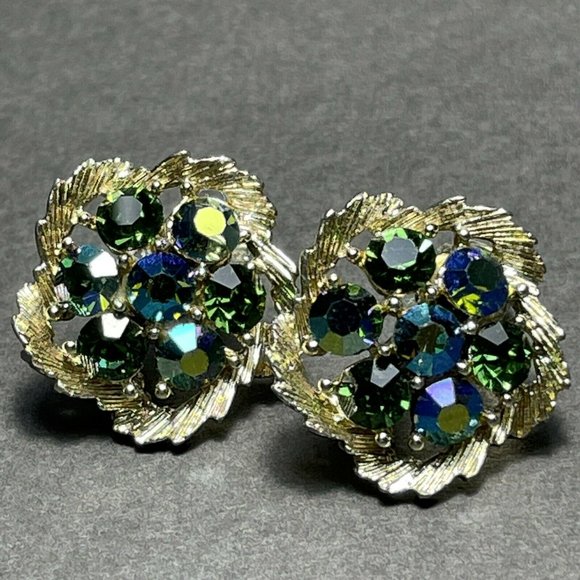 Lisner Vintage Signed Blue Aurora Borealis Rhinestone Silver Screw Earrings - Picture 2 of 8